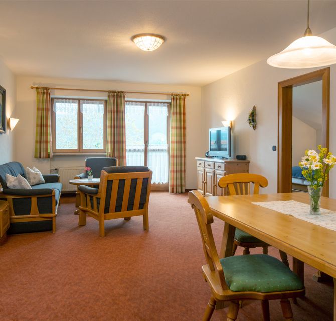 Ferienwohnung Entschenkopf, Allgäuer Bergblick in Fischen